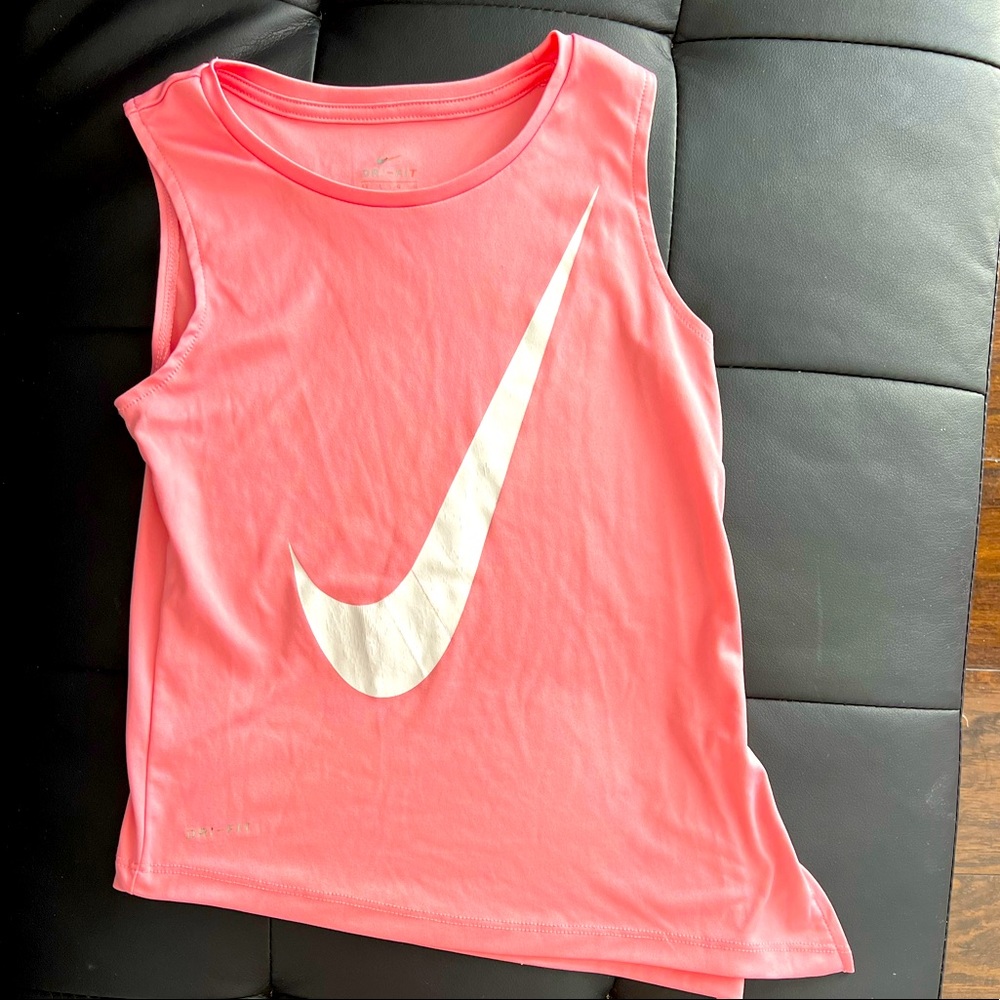 Peach/pink Nike dri-fit girls tank top size 6X